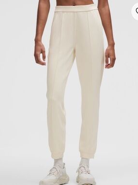 lululemon jogger